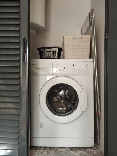 whatsapp_image_2025-11-30_at_15